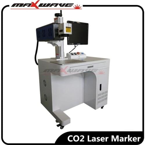 2019 MAXWAVE Good Price Flying Co2 Laser Marking Machine for printing