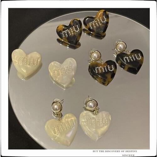 EDY 2021 New Punk Letter M Exaggeration Heart-shaped Resin Temperament For Women Girls Stud Earrings Party Wedding Jewelry