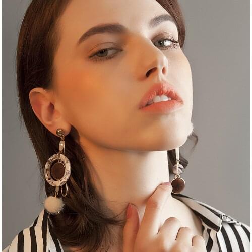 Personality Asymmetry Earrings Circle Geometry Tassels Pompon Pendant Earring Long Ear Ornaments for Women Mrs win