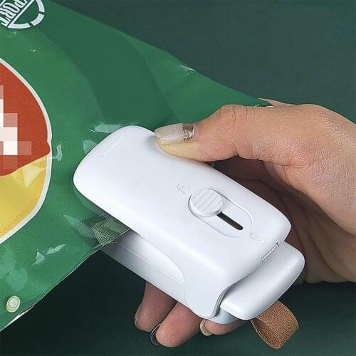 Household portable sealing machine small express food packaging bag bag clip Mini hand sliding cover Food Sealer kit gadgets