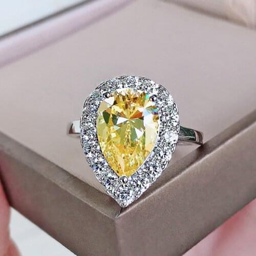 A Butterfly 100% 925 Sterling Silver Ring 4CT Pear Cut Colored SONA Simulation Diamond Wedding Ring High Jewelry