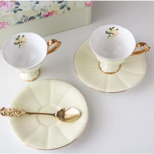Ceramic Yellow Evening Primrose Cup and Saucer Set/Elegant Gift Box Cup and Saucer