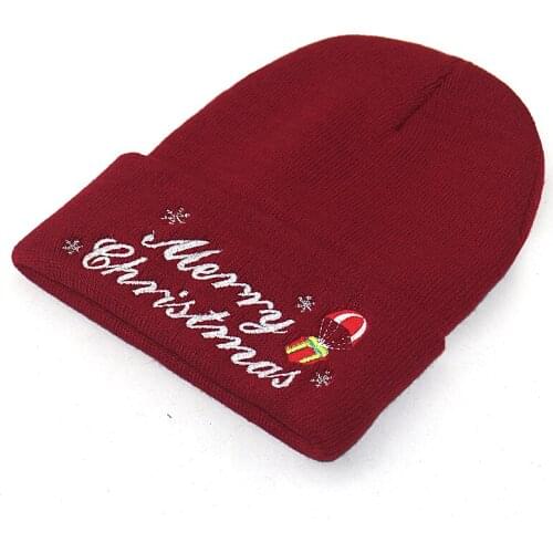 New Christmas Gift embroidery Merry Christmas beanies cotton flexible soft temperament red knitted hats winter hip hop ski cap