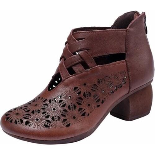 Sandals Women Fashion Outer Wear Mid-heel Sandals Hole Shoes Womens Soft Leather Hollow Ladies Sandals Thick Heel Single Shoes