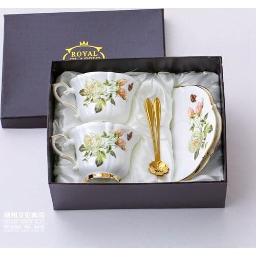 Boreal Europe Style Bone China Porcelain Coffee Cup Pastoral White Rose English Afternoon Teacup and Saucer Set Gift Box