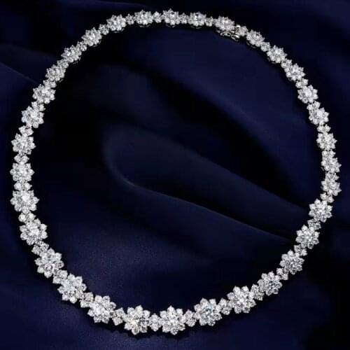 Super Luxury 925 Sterling Silver Sun Flower Clavicle Necklace Round Cut Very Shiny High Carbon Simulation Diamond Jewelry 40CM