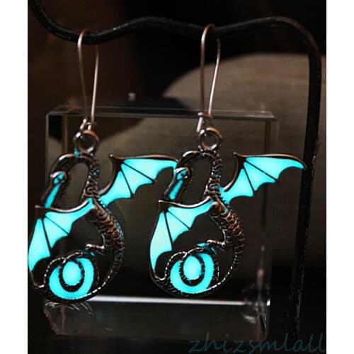 THE dragon Ear Cuff Ear Cuff GLOW in the DARK Flying Dragon Wings Ear Stud Earring Pterosaur Clip Earrings WOMEN girl gift