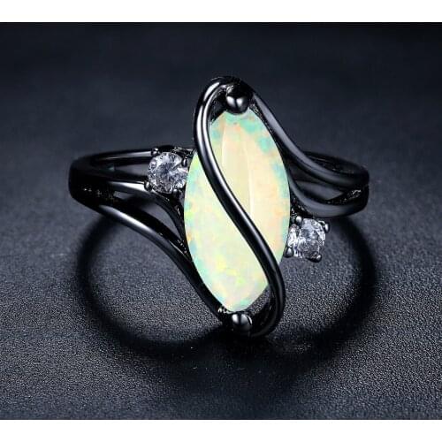 New Top Quality Ethnic Black Gold Color Oval Opal Stone Rings Trendy Rings for Women and Man Wedding jewelry R642