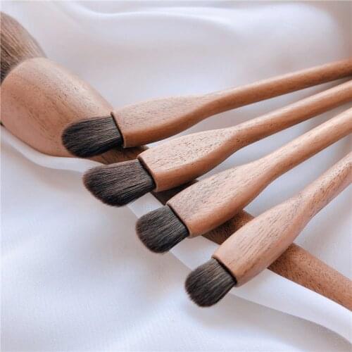 High Quality Makeup Brush with Wooden Handle Delicate Eye Makeup Brush Eye Shadow Concealer Makeup Shadow Kit