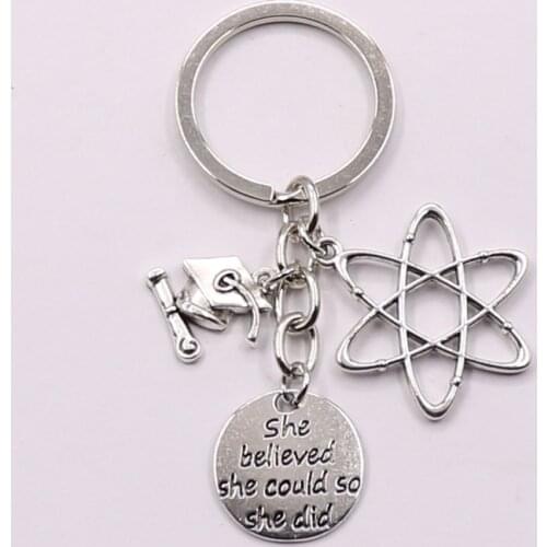 1Pcs Bachelor Cap And Chemical Molecule Keychain She Believed She Could So She Did Keyring Graduation Gift Jewelry