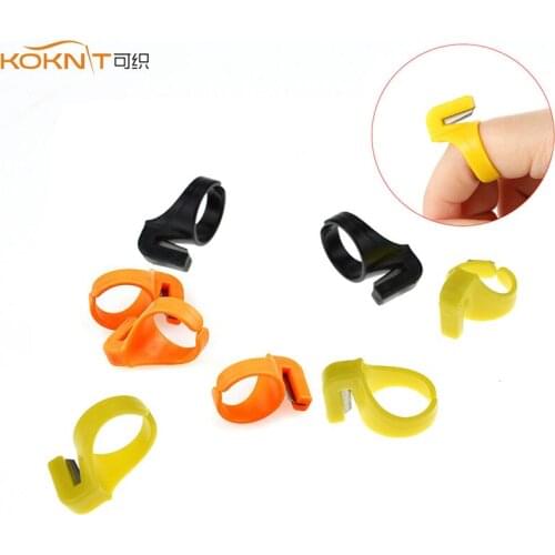 12pcs/Lot Thimble Sewing Ring Thread Cutter Finger Blade Needle Craft Household DIY Craft Tools Random Color