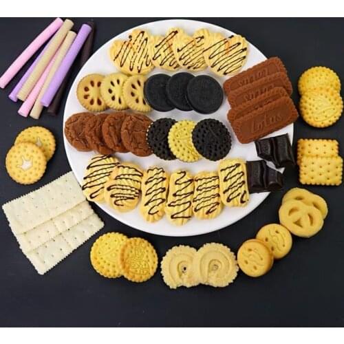 Artificial Biscuit Cookie Model Fake Chocolate Fake Food photography Props Home Decor Festive Party Decor Supplies Child Toys