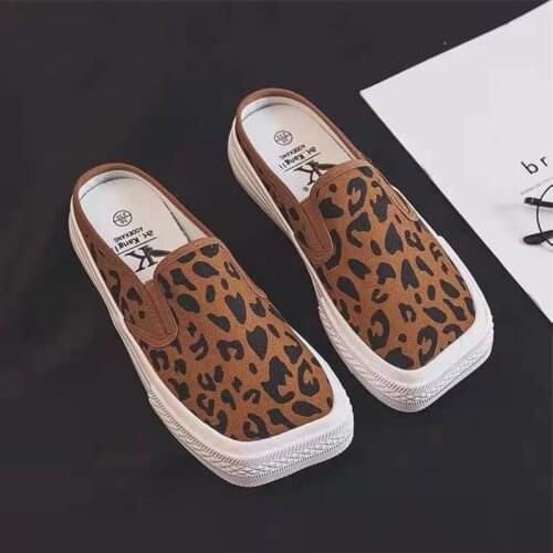Summer Loafers Women Animal Print Shoes Leopard Half Slippers Women Canvas Shoes Comfortable Casual Sneakers zapatillas de lona