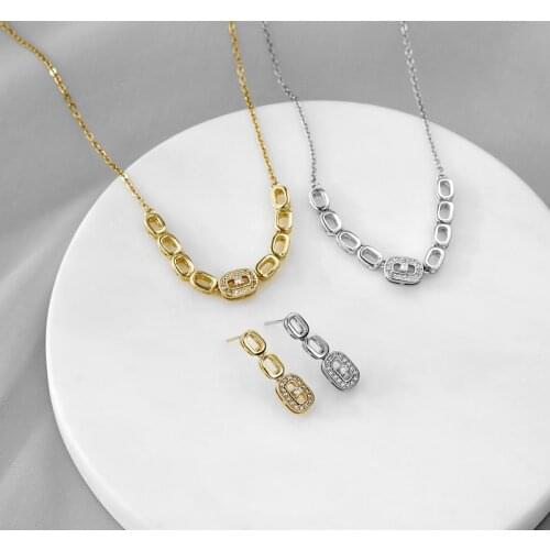 HECHENG Vintage Crystal Pendant Necklace,For Women Gold Color Geometric Choker Necklace Jewelry,Wholesale