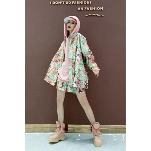 European Station 2021 Spring New Fashion Suit Korean Sweater Coat Casual Shorts Womens Three Piece Set Women Hooded Fleece