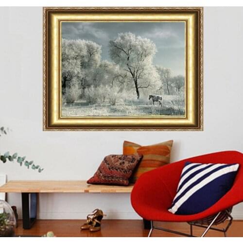 Free Shipping NEW DIY 3D Diamond Painting White Snow World Horse Hand Embroidery Cross Stitch Novelty Creative Gift Cheap