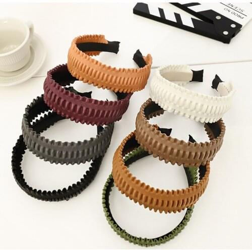 New Headband Fashion Solid Color Leather Wide-brimmed Hairpin Ladies Press Hair and Wash Your Face Go Out All-match