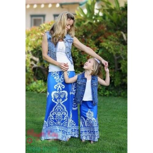 Family Matching Outfits Summer Fashion Printed Mother Daughter Long Skirt Parent Child Wear Mom Girls Kids Womens Home Clothes