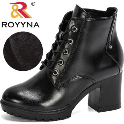 ROYYNA 2020 New Designers Ankle Boots Women High Top Winter Plush Lining Boots Ladies Motorcycle Shoes Snow Boots Feminimo Comfy