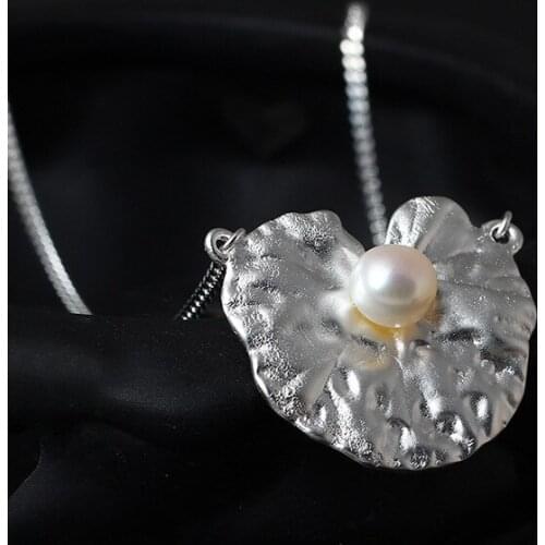 Wind 925 Sterling Silver Pearl Necklace Female Temperament Retro Lotus Leaf Mosaic Freshwater Pearl Collar B2018 Chain