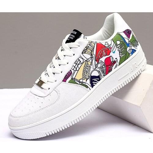 Men Women Super Cool Canvas Lace up sneakers Male Skateboarding Shoes spring Summer Mens Athletic sport Trainer Shoes