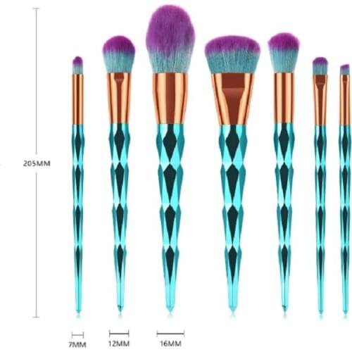 7pcs Diamond Shape Foundation Eye Lip Brushes Long Handle Makeup Brushes Set Blending Powder Blush Face Beauty Makeup Tools Kit