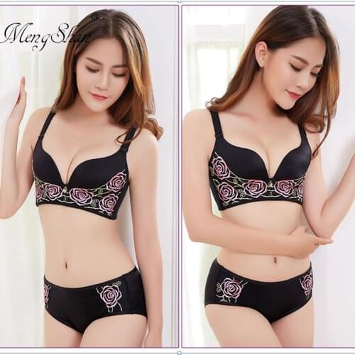 Rose language embroidery without trace Ring-free gathering bracket Sexy bra Adjustment-oriented life year Noble embroidery