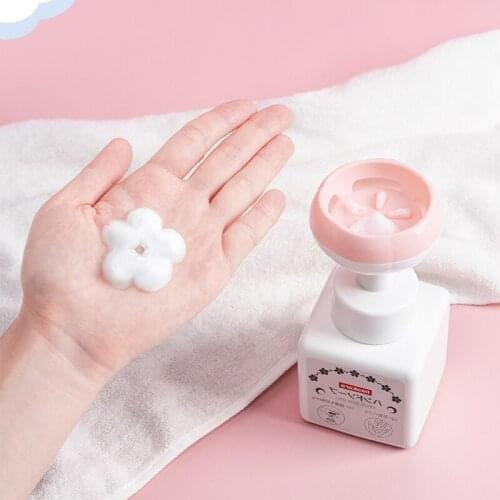 Portable Press Washing Soap Dispenser Cute Petal Mousse Foam Hand Soap Bottle Flower-Shaped Sanitizer Childrens Baby Bottle