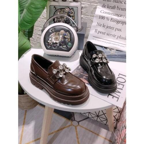 2021 spring and autumn models of rhinestone chain thick-soled womens shoes British style slope heel small leather shoes