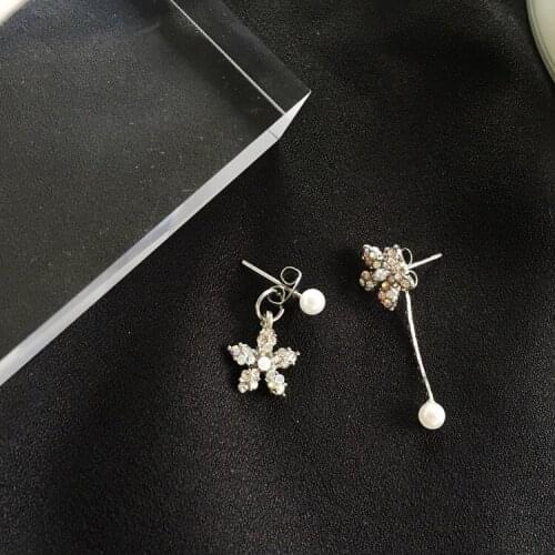 Fashion Jewelry Sweet Cute Crystal Earrings Asymmetric Tassel Wedding Earrings Pearl Flower Earrings