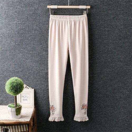 Adorebeauty Capri Leggings