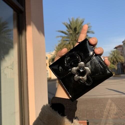 Vintage Design Cute Flowers Women Short Wallet Patent Leather Ladies Mini Clutch Purses Fashion Cool Girls Card Bags Handbags