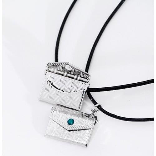 2pcs/Lot Envelope Shaped Photo Frame Pendant Necklace Floating Locket Chocker Can Open Women Men Memorial Fashion Jewelry