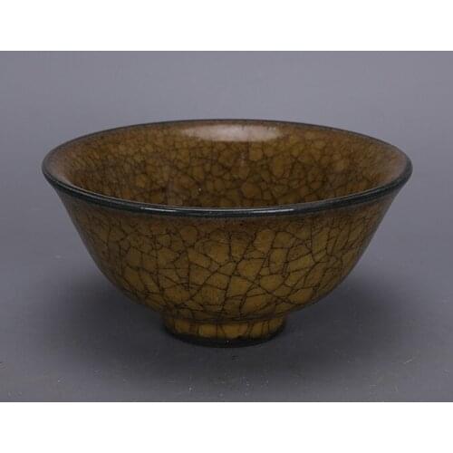 Song Dynasty official kiln yellow ice cracked-glazed iron porcelain bowl returned overseas cultural relics