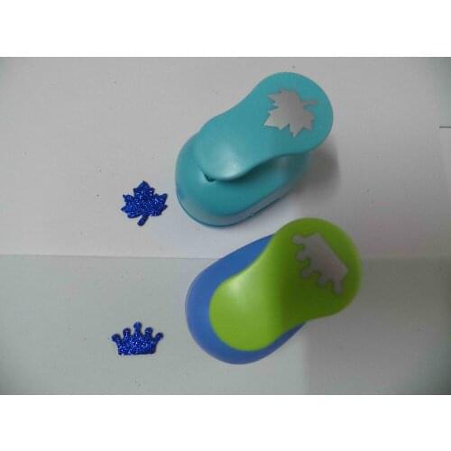2pcs(2.5cm) maple and crown shape craft punch set Punch Craft Scrapbooking school Paper Puncher eva hole punch free shipping