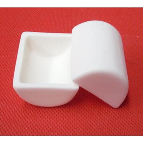 Al2O3 ceramic crucible /99.3% alumina crucible / 38*34*18mm/ Semicircle corundum crucible / Sintered ceramic crucible