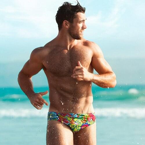 Printed Men Swimwear Swimsuit men Swimming Trunks Rainbow stripes Beachwear Sexy Briefs maillot de bain Shorts bathing suit 070