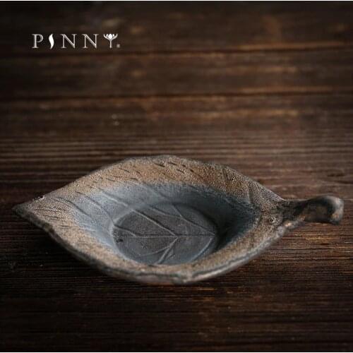 PINNY Ceramic Leaf Shape Tea Cup Saucers Leaf Shape Vintage Heat Resistant Cuo Mat Kung Fu Tea Accessories
