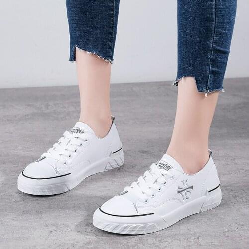 Women Sneakers Casual shoes 2021 Hot Selling Fashion Comfortable Breathable Skid-proof Flying Weaving leisure Flat Zapatillas