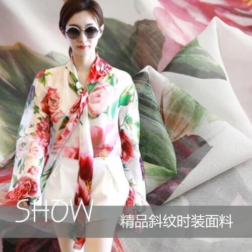 2018 new fashion catwalk chiffon beads printed natural silk chiffon fabric womens fabric dress shirt cloth processing custom