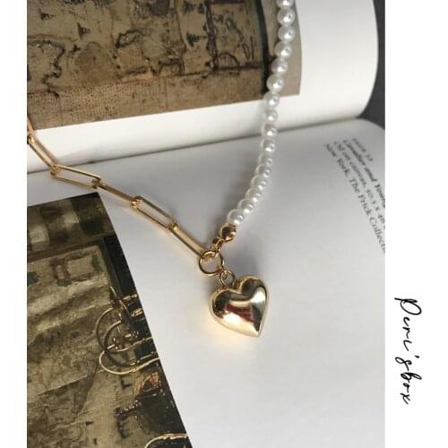Perisbox Asymmetric Chain Beaded Shell Pearl Necklace Love Heart Charm Choker Necklaces for Women Linked Minimalist Necklace