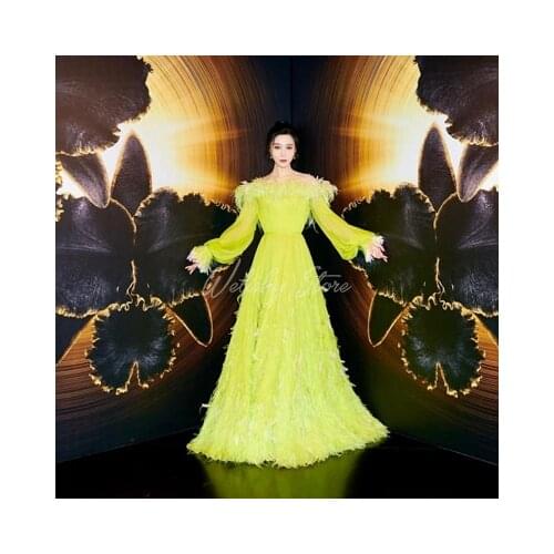 Pretty A-Line Tulle Dresses Women Off Shoulder Lantern Sleeve With Feathers Celebrity Prom Gowns Special Occasion Ladies vestido