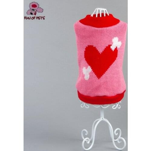 2017 New Autumn& Winter Cute Red Heart Pink Dog Sweater Warm Christmas Puppy Clothings for Pets Dogs