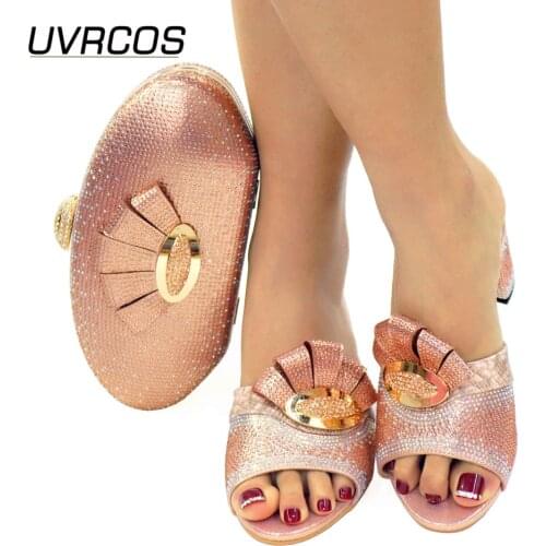 2021 Hot Selling Italian Design African Lastest Special Appliques Style Champagne Color Party Wedding Ladies Sandal and Bag Set