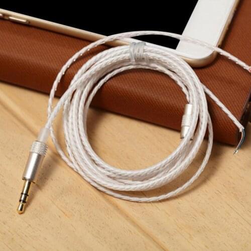 RV77 Audio And Video Cables