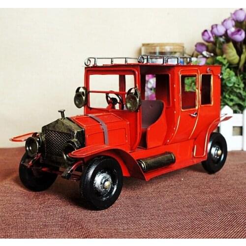 1PC Handmade Antique Iron Car Model Vintage European Metal Car Model Shooting Props Home/Pub/Cafe/Bar Decor Birthday Gift