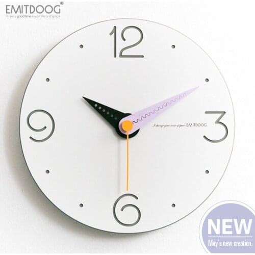 Simple Cartoon Wall Clock Living Room Simple Creative Modern Design Wall Watches Nordic Kitchen Mute Klok Home Decor AA50ZB