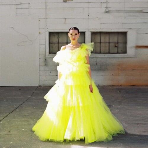 Yellow Elegant One-Shoulder Woman Dresses Tulle Ruffles Layer Long Length Dress Ball Gown For Black Girls Plus Size