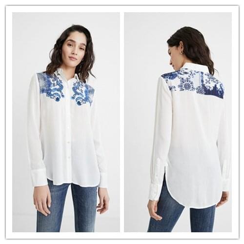 White slit shirt with Spanish embroidery