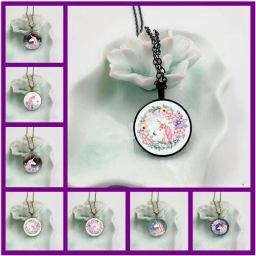New Lovely Unicorn Antique Necklace Glass Pendant Necklace for Women Vintage Handmade Jewelry Party Gifts
